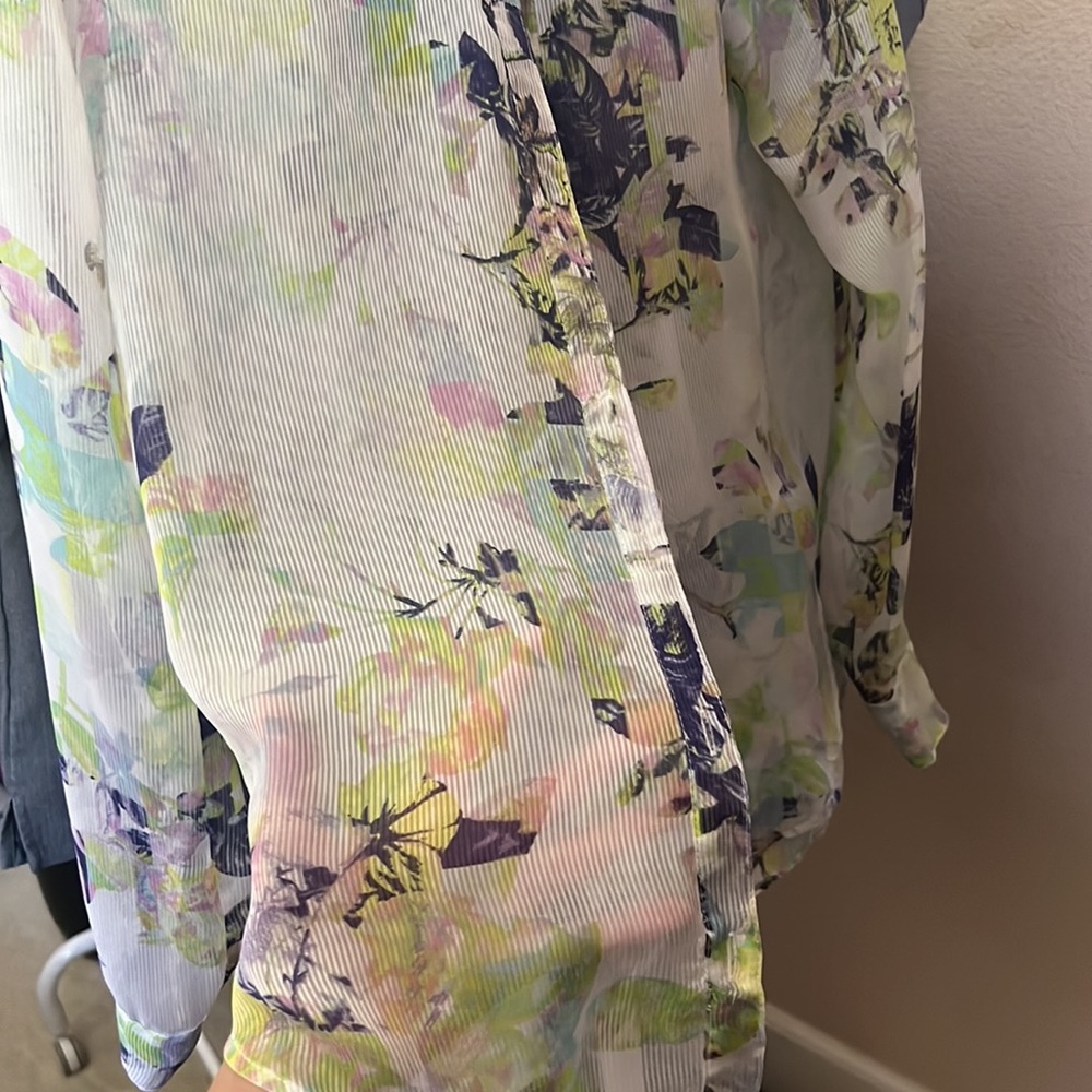BCBGeneration button down top - Picture 2 of 5